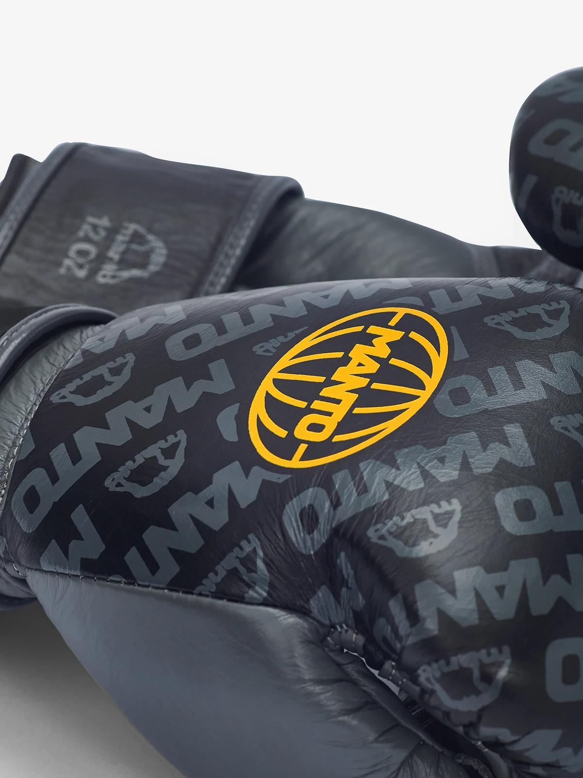 MANTO Boxing Gloves ACE