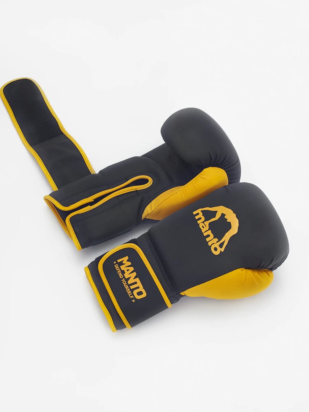 MANTO Boxing Gloves ESSENTIAL black-orange
