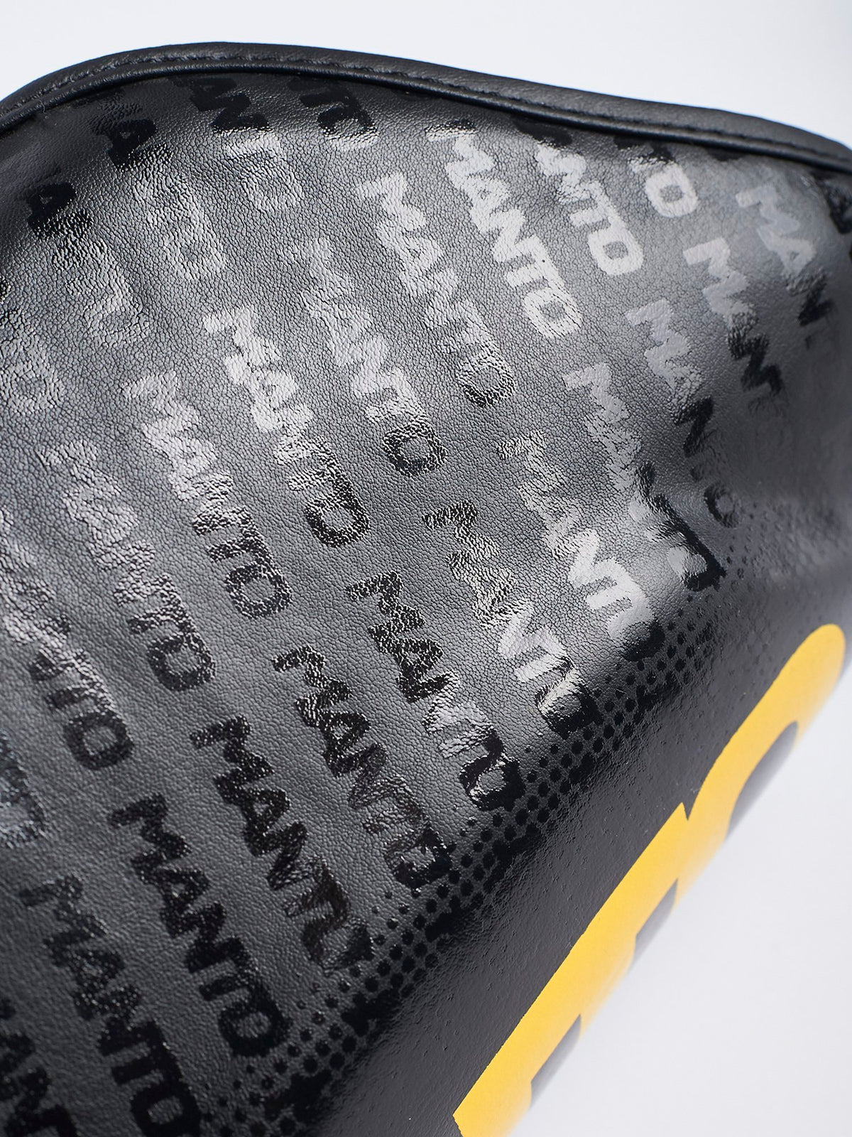 MANTO Shin Guards PRIME black