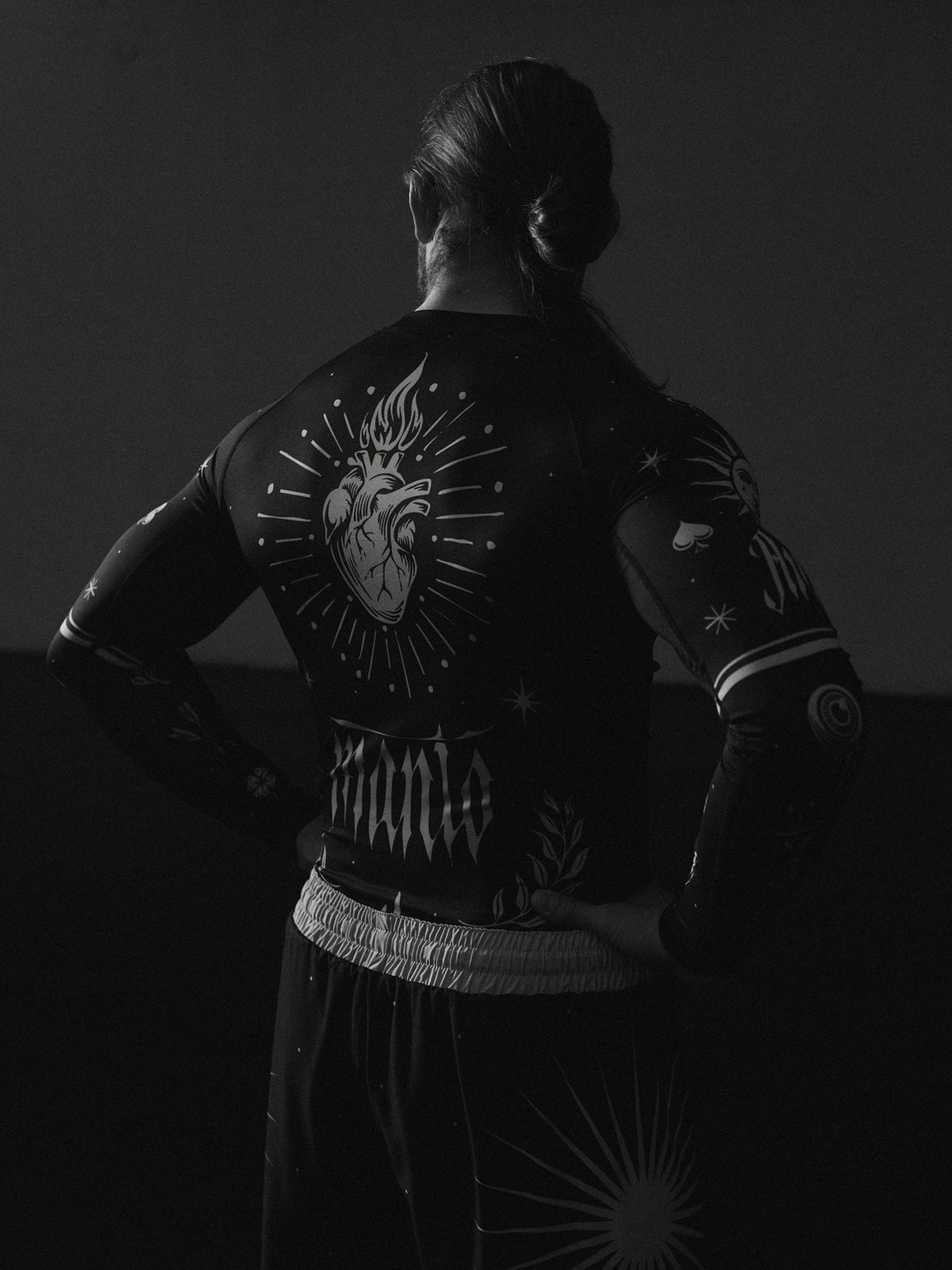 MANTO long sleeve rashguard AMOR FATI